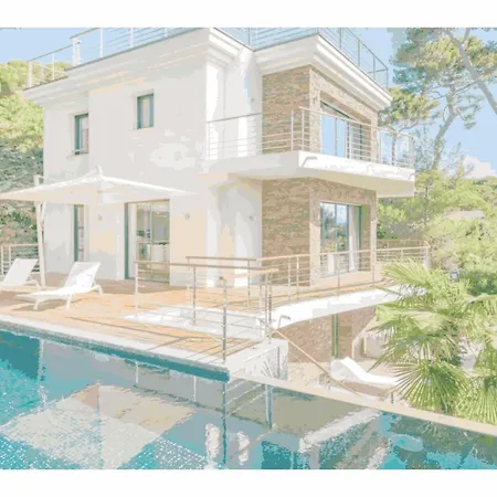 Refuge D'ete Elegant A Deux Pas De La Villa Antibes